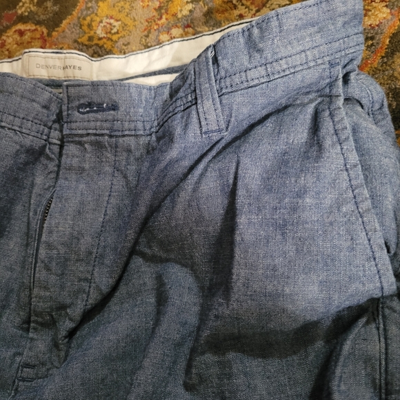 Mens light cotten Denver Hayes shorts - Picture 3 of 7